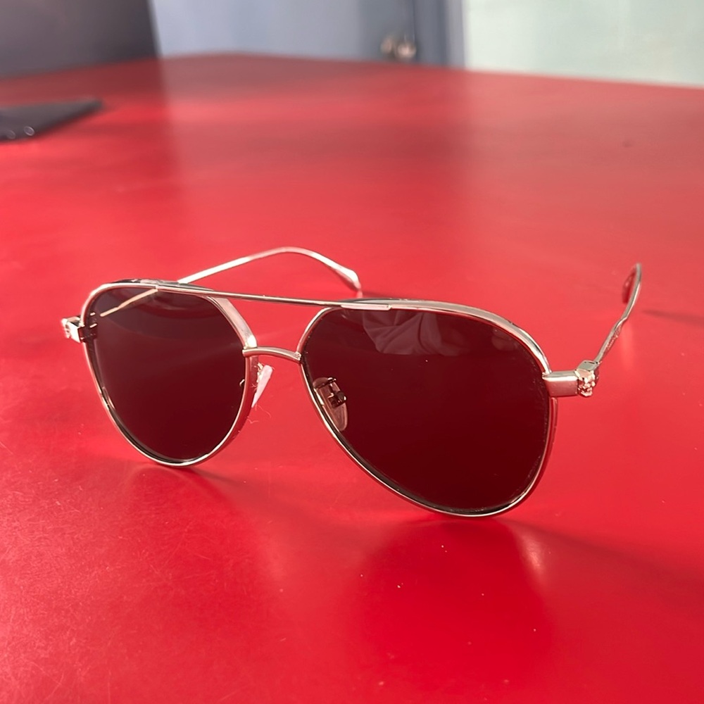 Alexander McQueen men’s sunglassesses.